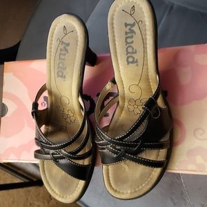 Mudd black strap heels